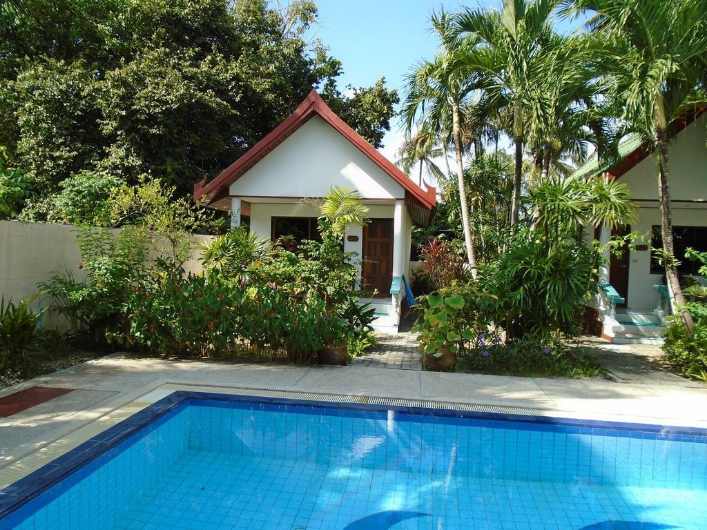 Villa Baan Coconut Strand Bang Tao Exterior foto